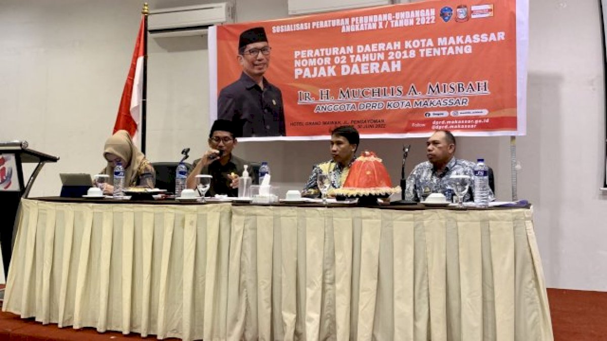 Demi Tingkatkan PAD Makassar, Muchlis Misbah Ajak Para RT/RW Sosialisasikan Pajak Daerah