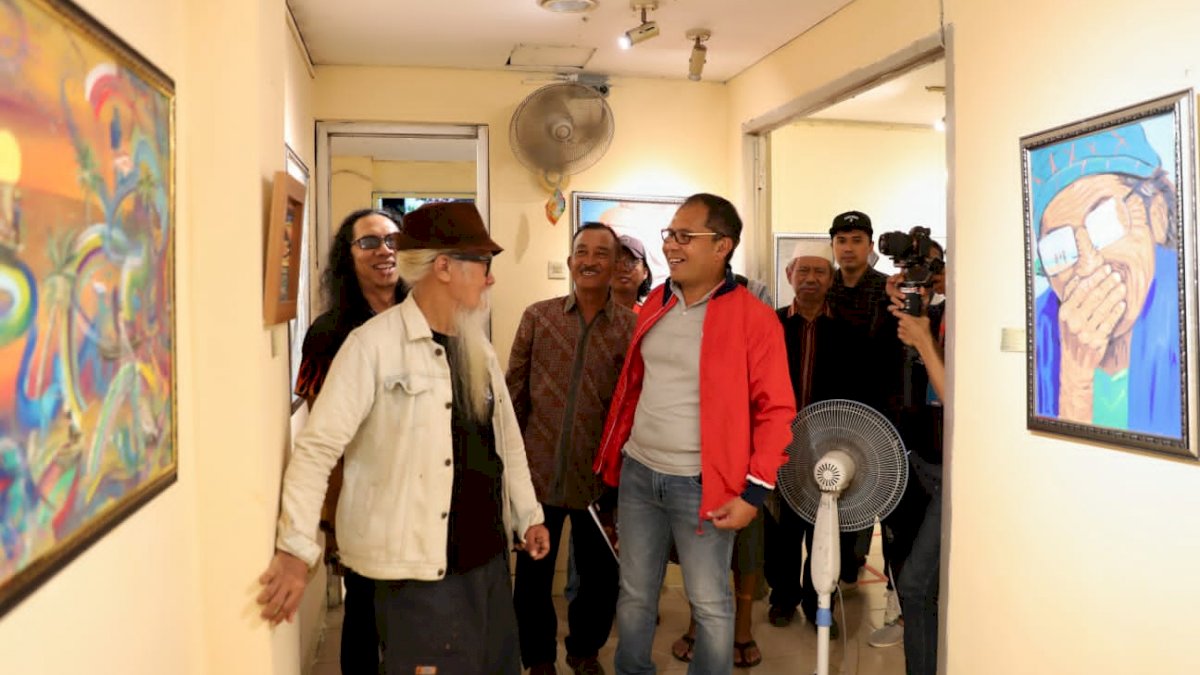 Hari Kedua Makassar F8, Danny Pomanto Kunjungi Stand Fine Art dan Fauna