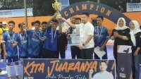 Tim SMA 21 Makassar Juara Turnamen Futsal Sulsel, APT: Jangan Cepat Puas