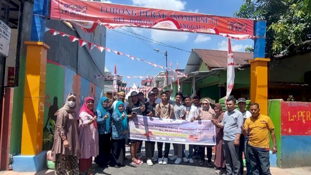 Dispar Sumbar saat berkunjung ke lorong wisata Makassar (dokumen: ist)