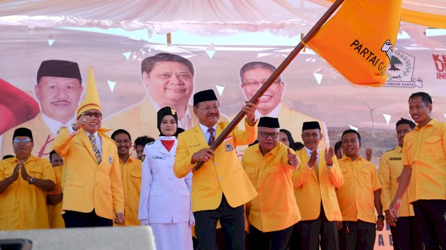 Resmi Dilantik, Iksan Iskandar Kibarkan Partai Golkar (Dedi)
