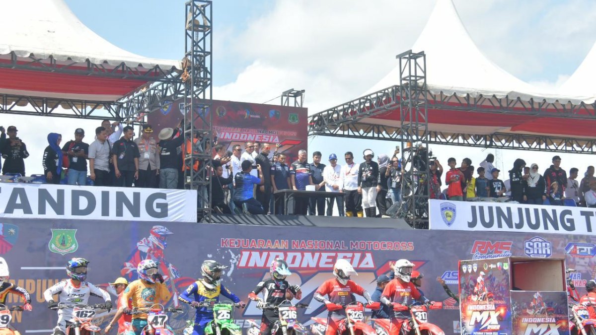 Irwan Hamid Apresiasi Rusdi Masse Mampu Bangkitkan Ekonomi Masyarakat Pinrang