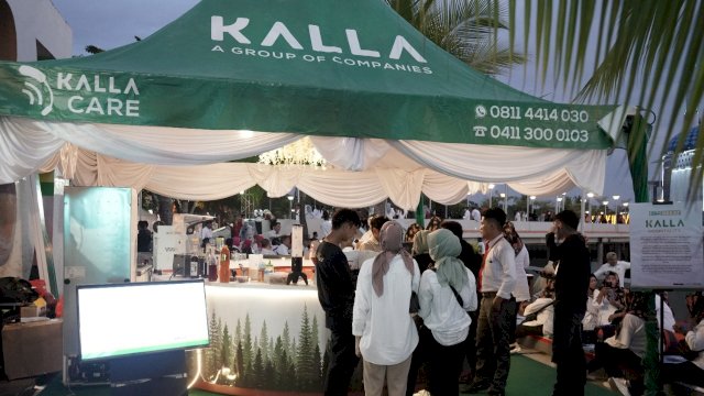 Booth unit bisnis KALLA di F8 Makassar (dokumen: ist)