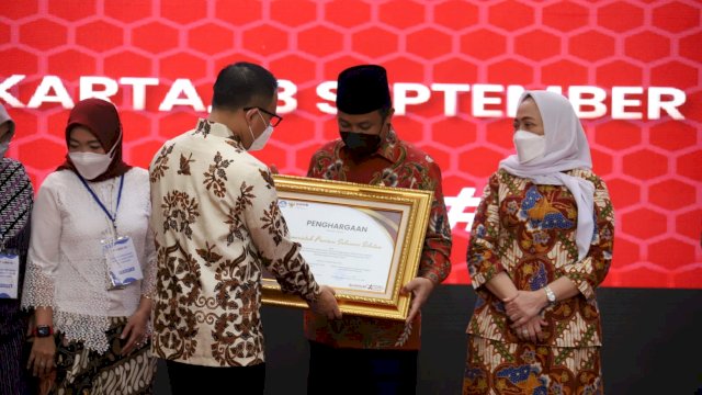 istimewa