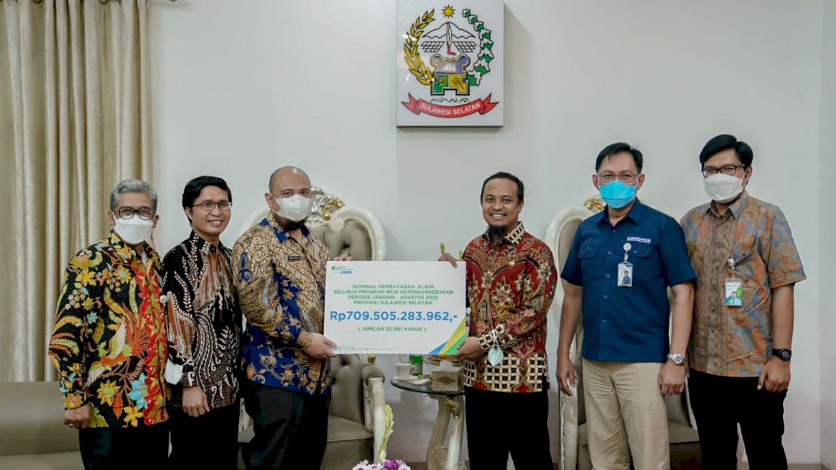 BPJS Ketenagakerjaan Serahkan Klaim Pembayaran Rp709 Miliar ke Gubernur Sulsel