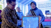 Gencar Aksi Cegah Stunting, Hasnah Syam Didaulat Jadi Bunda Asuh Anak Stunting