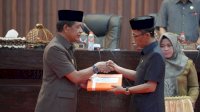 Wakil Bupati Barru Serahkan Ranperda Perubahan APBD 2022