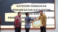 Gowa Terima Penghargaan Penerapan Pemanfaatan Data Sistem Informasi dari BKN