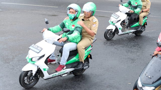 istimewa