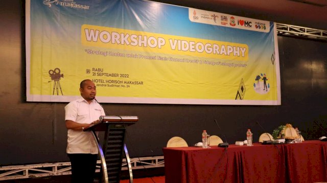 Kepala Dispar Kota Makassar, Muhammad Roem saat membuka workshop videografi (dokumen: ist)
