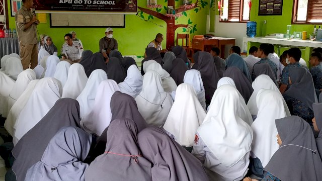 Suasana sosialisasi KPU Jeneponto Goes to School (Int)
