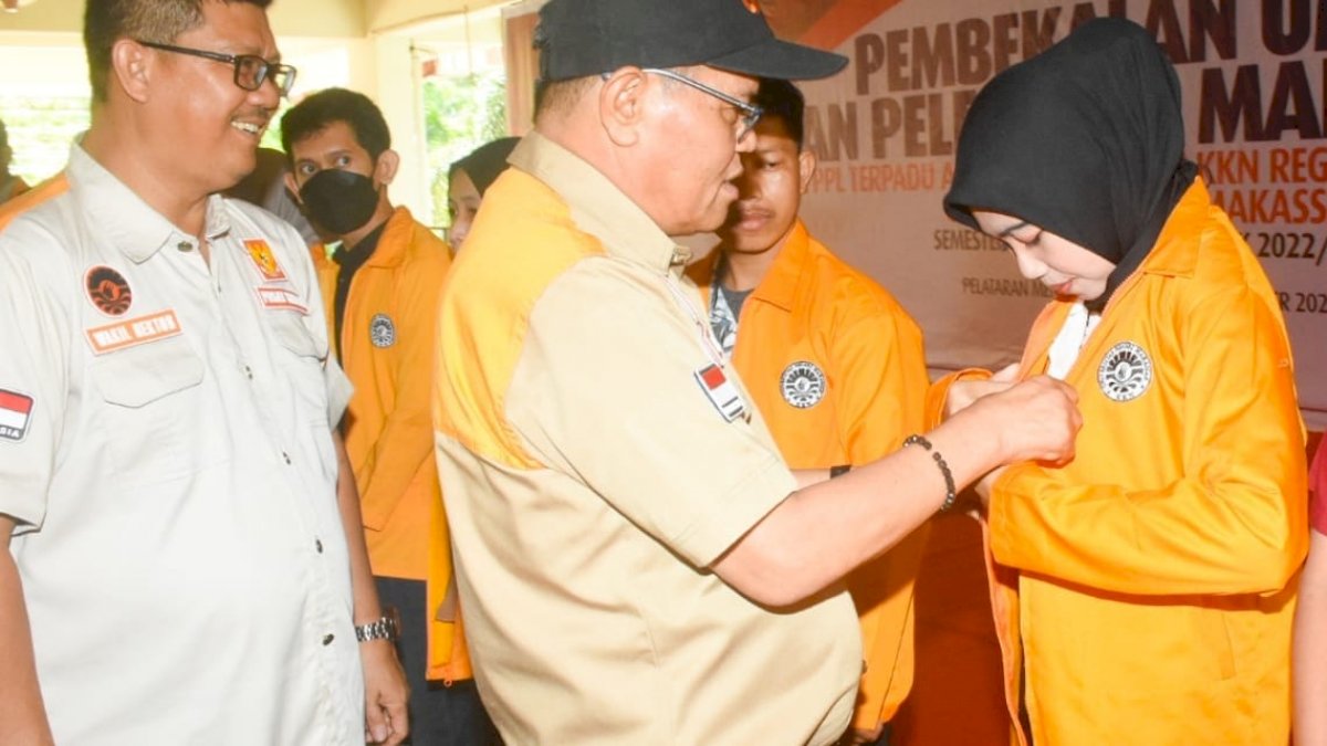 Lepas 2.934 Mahasiswa KKN, Rektor UNM : Beri Solusi di Tengah Masyarakat