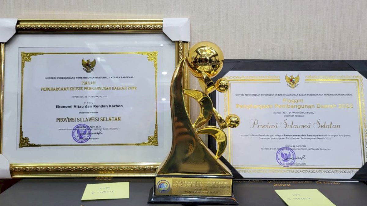 Pemprov Sulsel Dapat 2 Penghargaan PPD Dari Bappenas