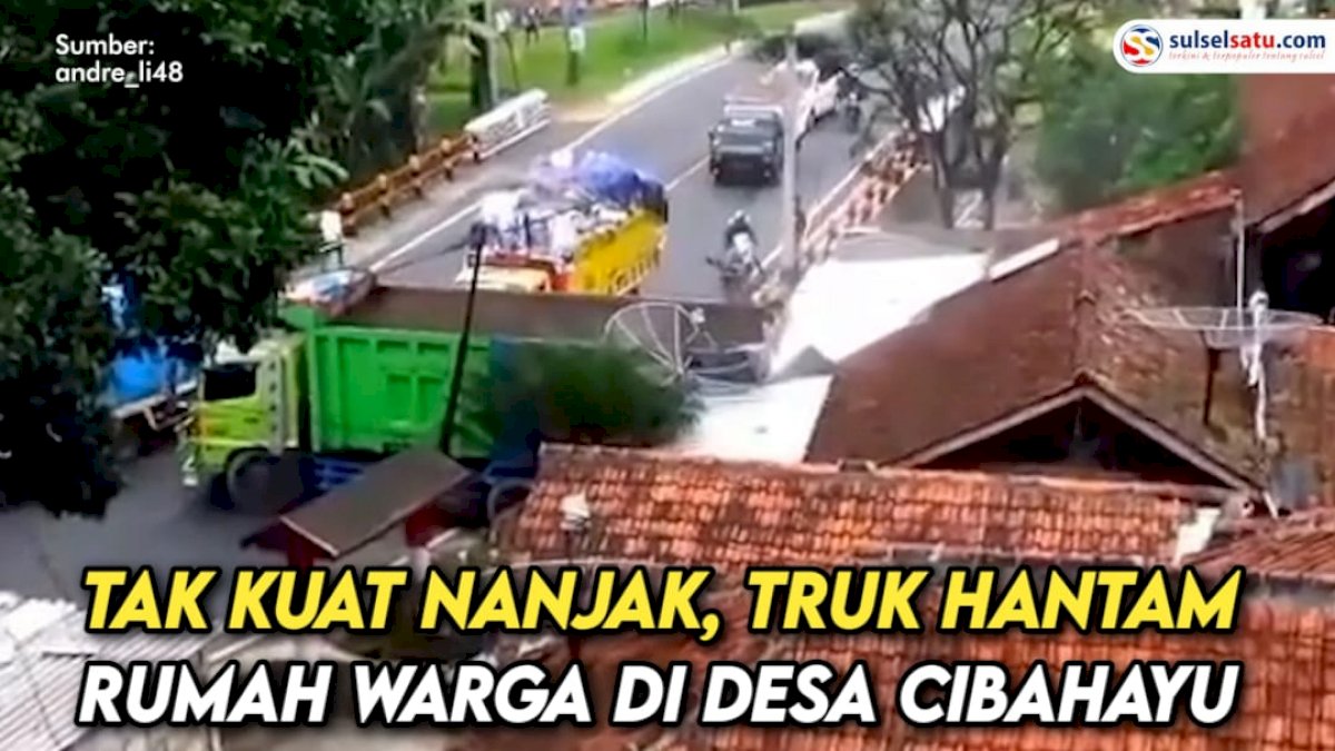VIDEO: Tak Kuat Nanjak, Truk Hantam Rumah Warga di Desa Cibahayu