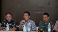 Bersama Dishub Kota Makassar, Camat Makassar Sosialisasikan Penetapan Lajur Satu Jalan Gunung Nona Baru
