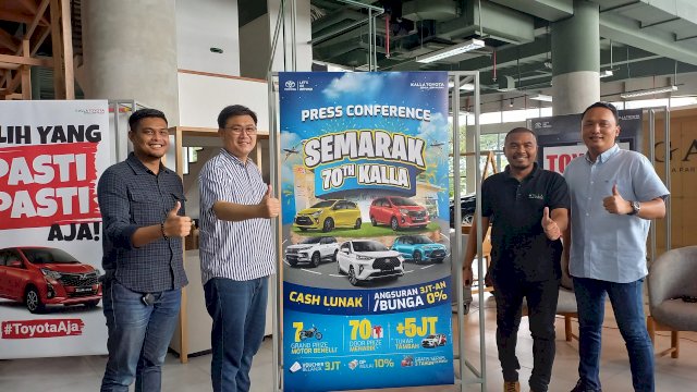 Foto bersama usia press conference Kalla Toyota di Timur Resto (Sri Wahyudi Astuti / Sulselsatu.com)