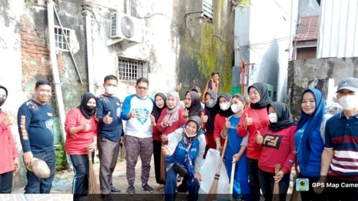 Kecamatan Bontoala Gelar Kerja Bakti di Kelurahan Layang
