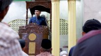 Safari Ramadhan, Camat Ujung Pandang Ajak Warga Sukseskan Program Pemkot Makassar