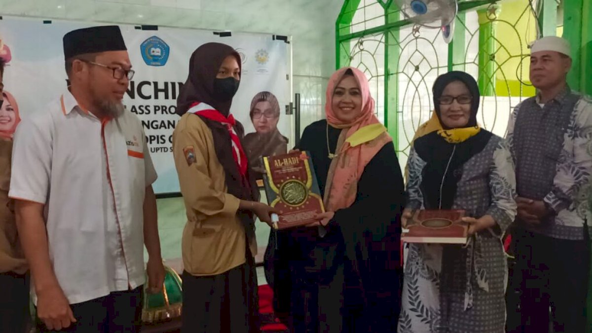 Bumikan Alquran, SMP 1 Parepare Launching Tahfidz Class Program