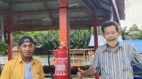 Damkar Makassar Suplai Apar di Lorong Wisata