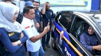 NasDem Sulsel Serahkan Hadiah Rumah dan Mobil ke Peserta Jalan Sehat Restorasi