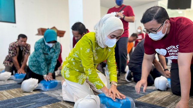 Kegiatan World Heart Day dalam rangka memperingati Hari Jantung Sedunia oleh Perhimpunan Dokter Spesialis Kardiovascular Indonesia (PERKI) Cabang Makassar (dokumen: ist)