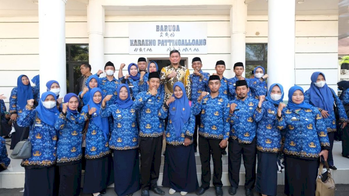 Sebanyak 389 PPPK di Kabupaten Gowa Terima SK, Adnan: Bekerjalah dengan Baik