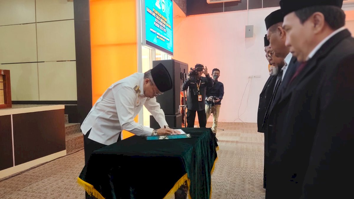 Taufan Pawe Lantik Pengurus Baru BAZNAS Parepare Periode 2022-2027