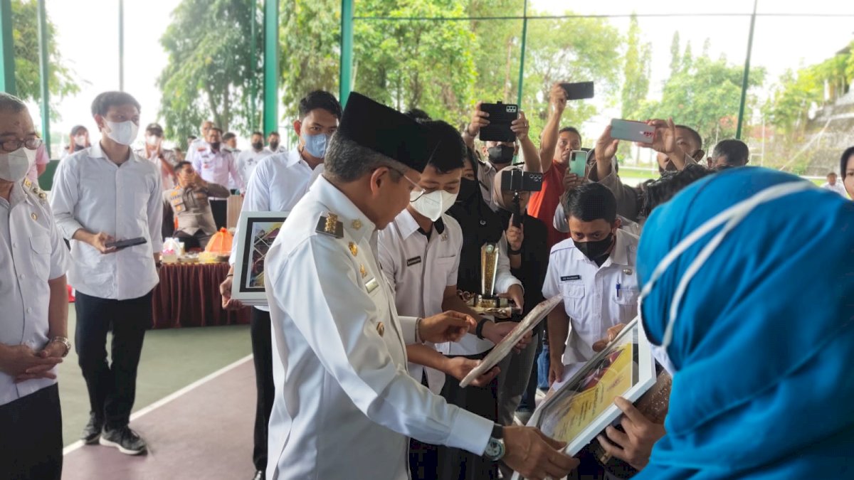 Pemkot Parepare Gelar Rakor dan Serahkan Insentif Triwulan Ketiga