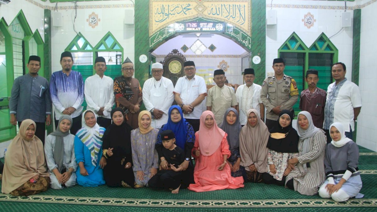 Camat Rappocini Gelar Pengajian Rutin Bersama Pegawai Kecamatan