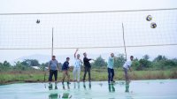 PT Vale Bangun Fasilitas Olahraga Bola Voli di Mahalona Raya Luwu Timur