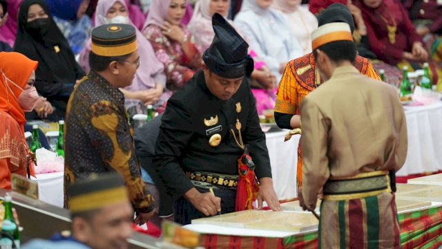 istimewa