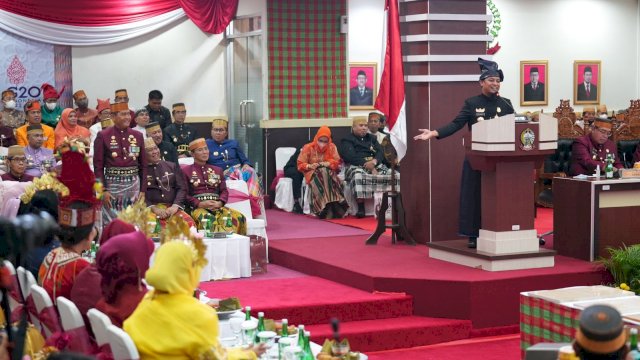 istimewa