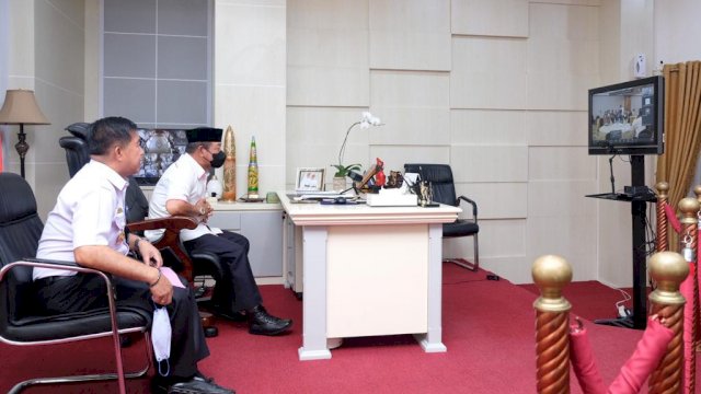 Rapat Koordinasi Percepatan Pemenuhan Data Koperasi, UMKM dan Kewirausahaan Secara Virtual di Ruang Kerja Bupati Gowa (dokumen: istimewa)