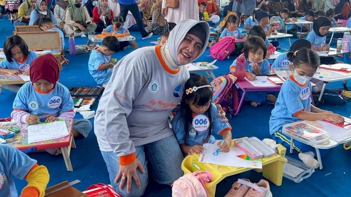 Bunda PAUD Makassar Dorong Kreatifitas Anak Lewat Lomba Gambar dan Lipat Kertas