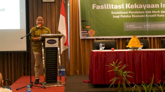 Kepala Dispar Kota Makassar saat membuka kegiatan fasilitasi kekayaan intelektual UMKM (dokumen: ist).