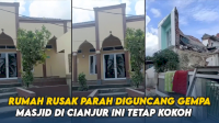 VIDEO: Rumah Warga Rusak Parah Diguncang Gempa, Masjid di Cianjur Ini Tetap Kokoh