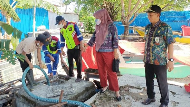 Dinas PU Makassar lakukan perbaikan saluran IPAL Pulau Lae-lae (dokumen: istimewa)
