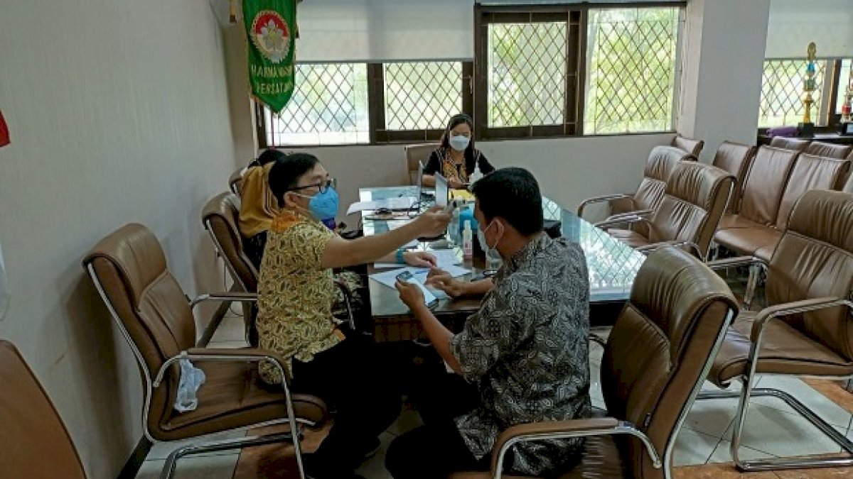 Dukung Percepatan Cakupan Vaksinasi, Dinas PU Lakukan Vaksin Booster