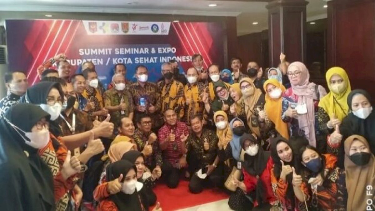 Camat Wajo Hadiri Seminar Nasional Healty Cities Summit Tahun 2022 di Kota Semarang