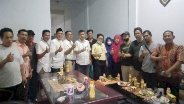 Sekcam Wajo kumpulkan Pj RT/RW dan dewan lorong bahas penyelesaian Longwis (dokumen: istimewa)