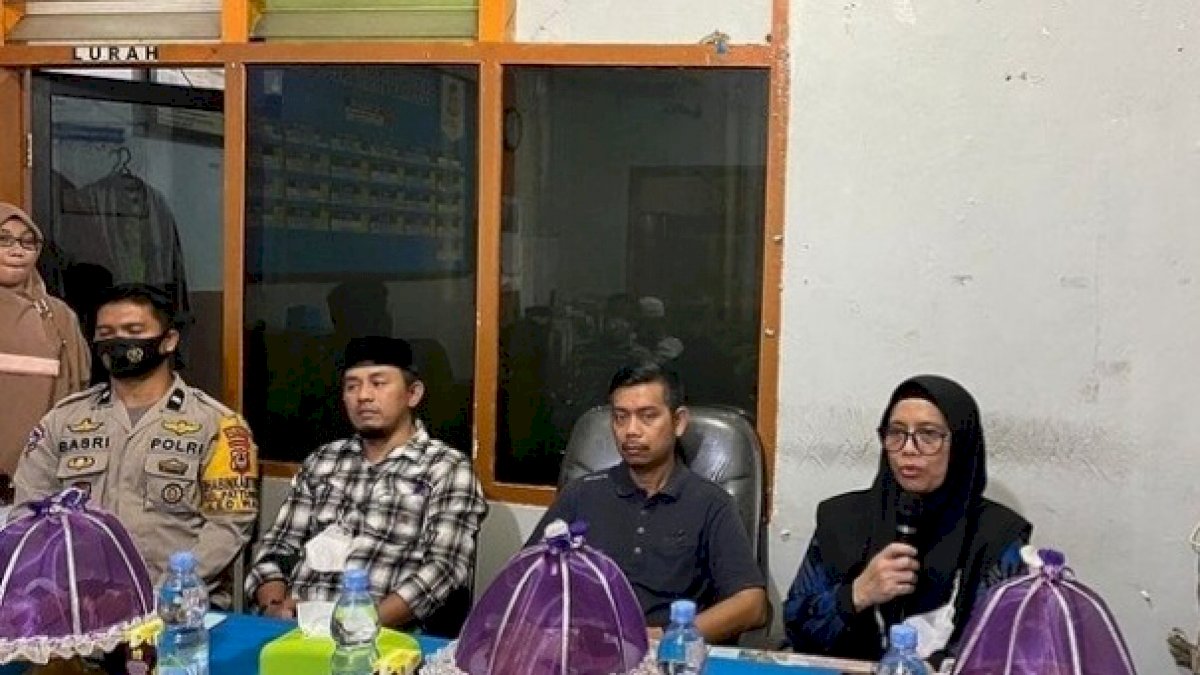 Camat Wajo Pimpin Langsung Sertijab Ketua LPM Pattunungan