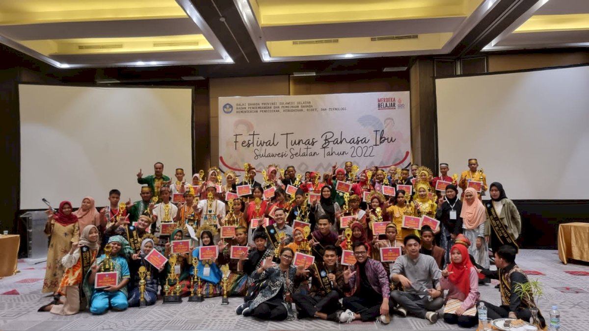 Parepare Borong Piala pada Festival Bahasa Ibu Tahun 2022 di Sulsel