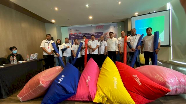 Dispar Kota Makassar bersama dengan Kelompok Sadar Wisata (dokumen: istimewa)