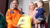 Gubernur Andi Sudirman Tinjau dan Bawa Bantuan ke Korban Banjir di Biringkanaya