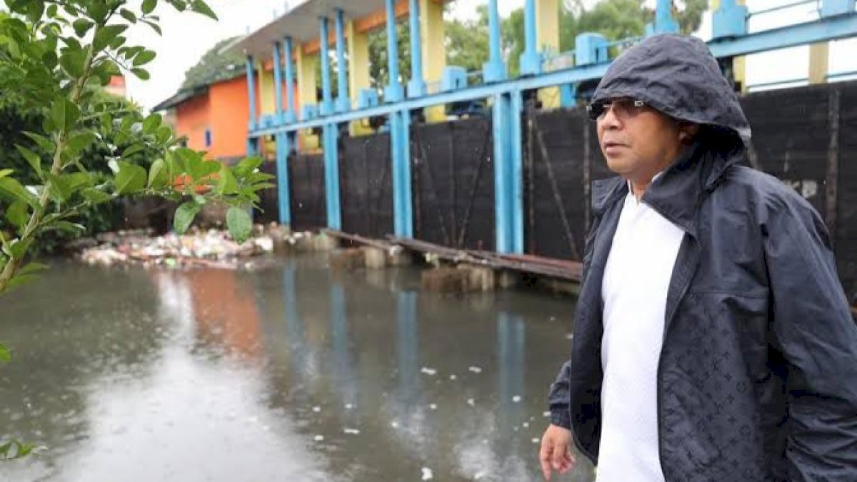 Sejumlah Wilayah di Makassar Banjir, Danny Pomanto Kerahkan Seluruh OPD Turun Langsung Pantau Lokasi Pengungsi