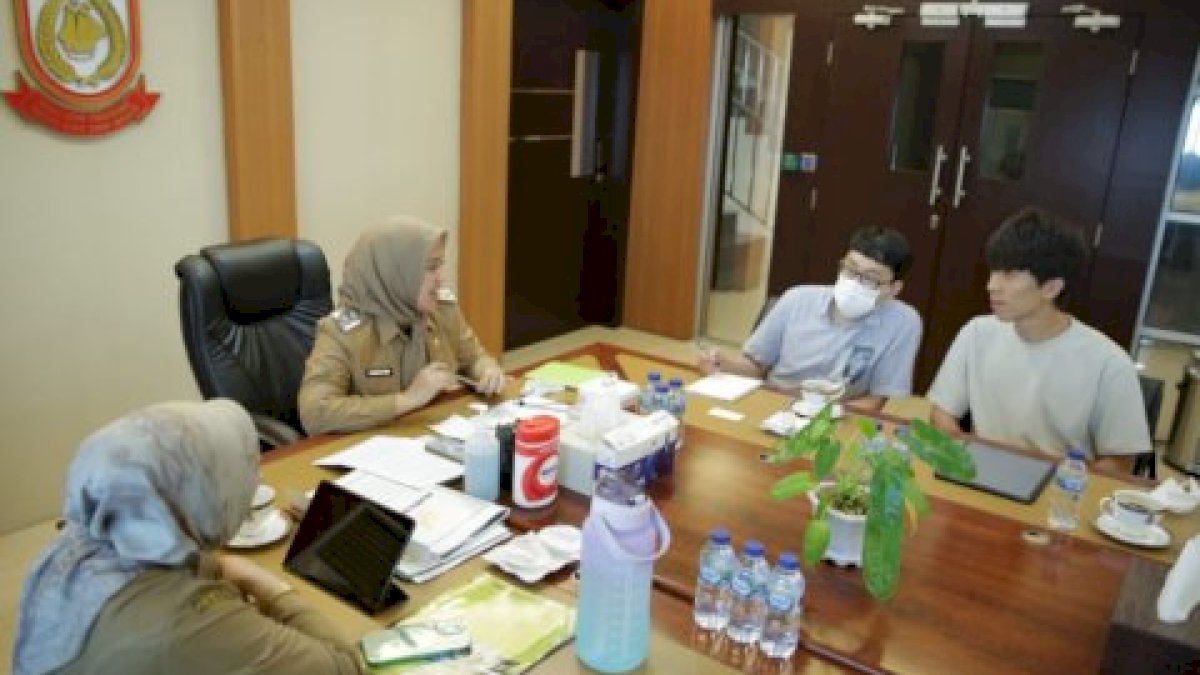 Kepala DLH Dampingi Wawali Kota Makassar Terima Kunjungan CEO Entomo Terkait Pengembangan Budi Daya Magot