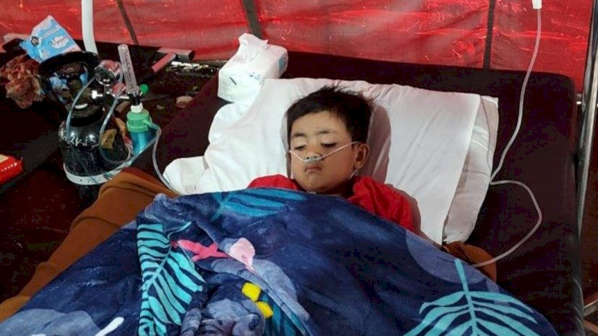 Berkat Tripleks, Anak yang Tertimbun Reruntuhan Selama Tiga Hari Akibat Gempa Cianjur Berhasil Selamat
