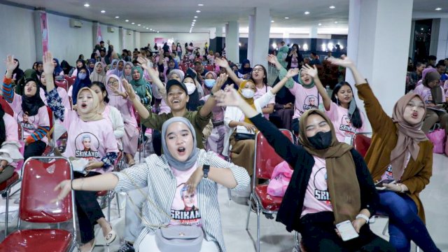Relawan Srikandi Ganjar saat menggelar creative competition (dokumen: istimewa)