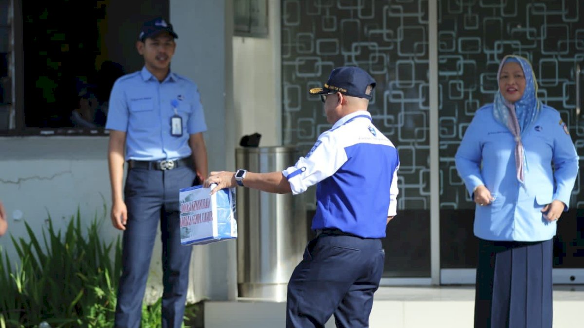 Beni Iskandar Ajak Pegawai Perumda Air Minum Kota Makassar Bersimpati untuk Bencana di Cianjur